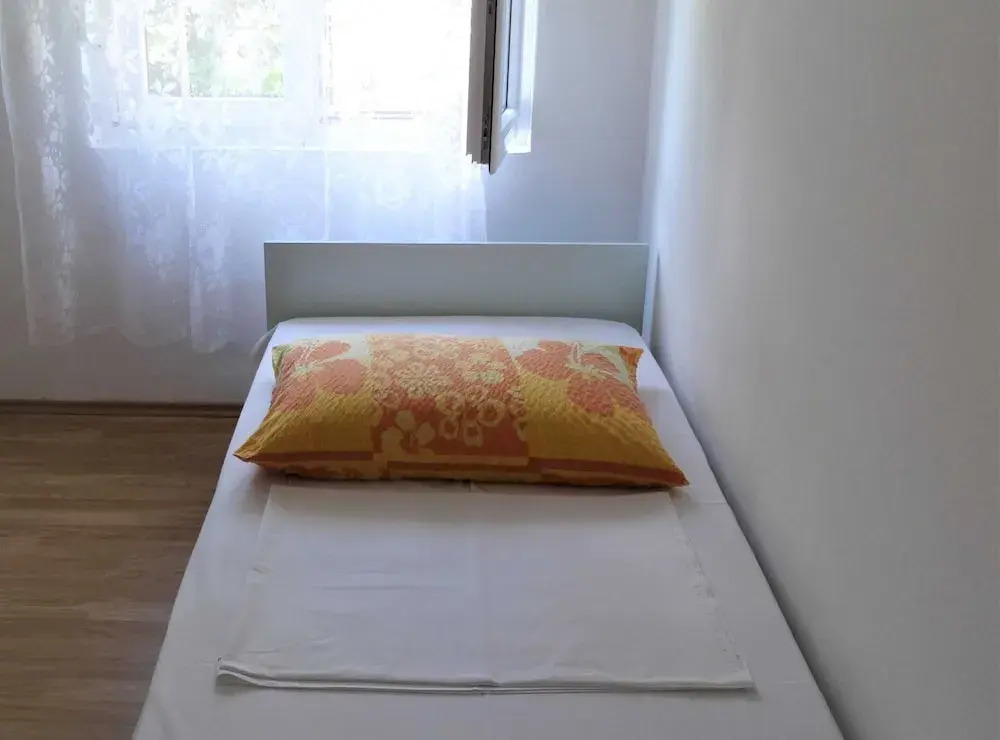 Airy Crikvenica Apartment With Terrace Close to Beach