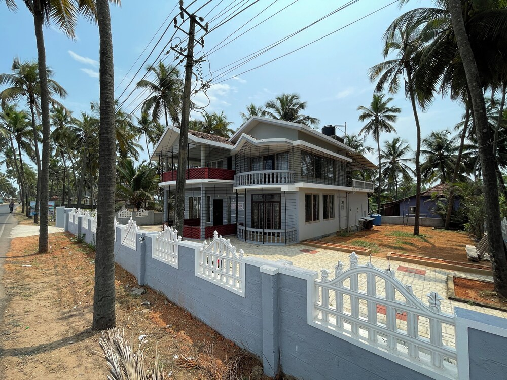 Gintara Beachstay