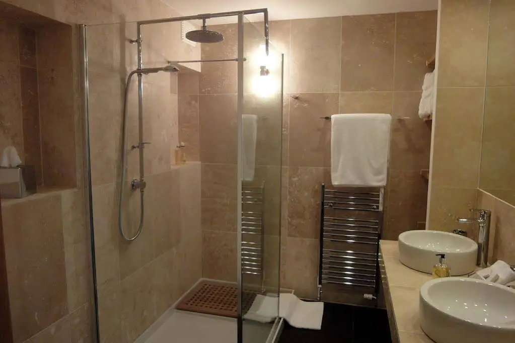 Hillstone Lodge