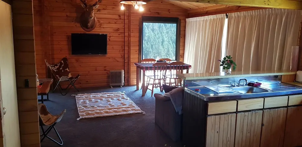 Lakeview Cottage