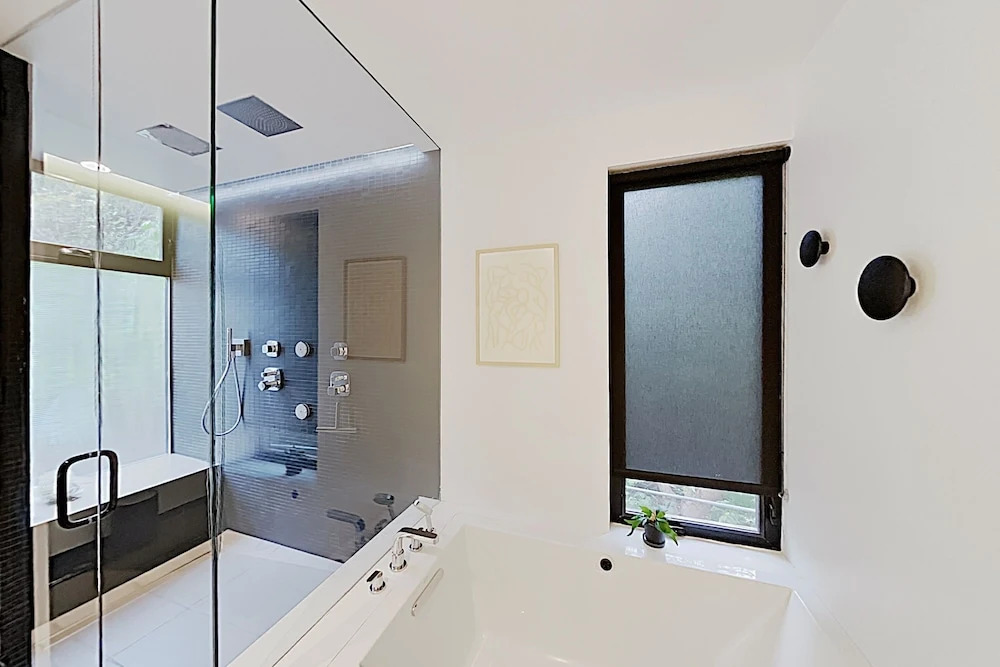 New Listing! South Austin Stunner Off 1st Street 3 Bedroom Home