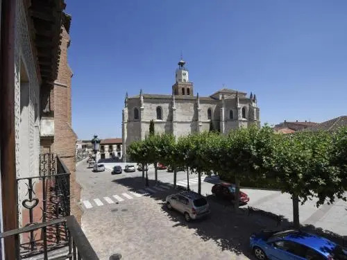 Apartamentos La Rocanda