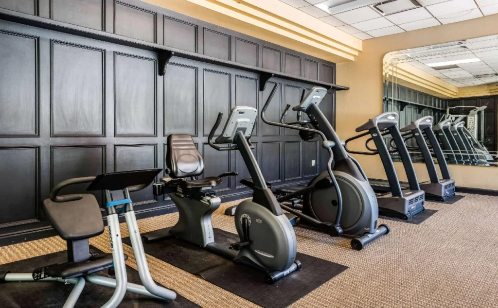 Clarion Hotel & Conference Center Colorado Springs