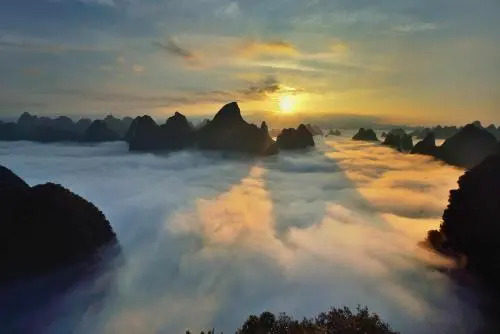 Yangshuo Lijiang Island Riverside Resort