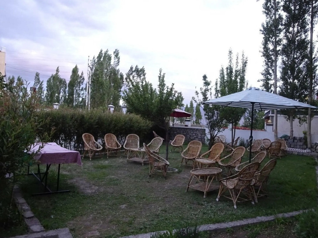 Hotel Gawaling International