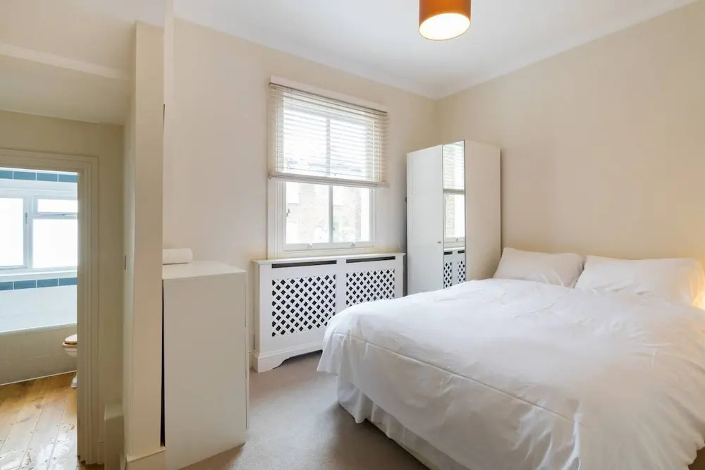 Lovely 1-bed Flat in Fulham Close to Tube!