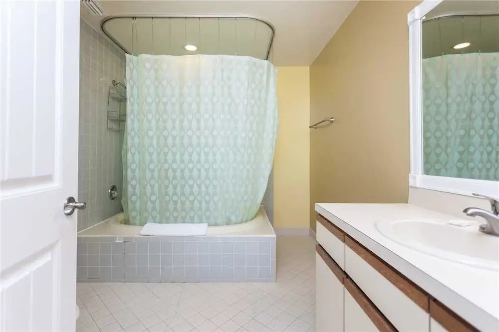 Hibiscus 302D - Three Bedroom Condo