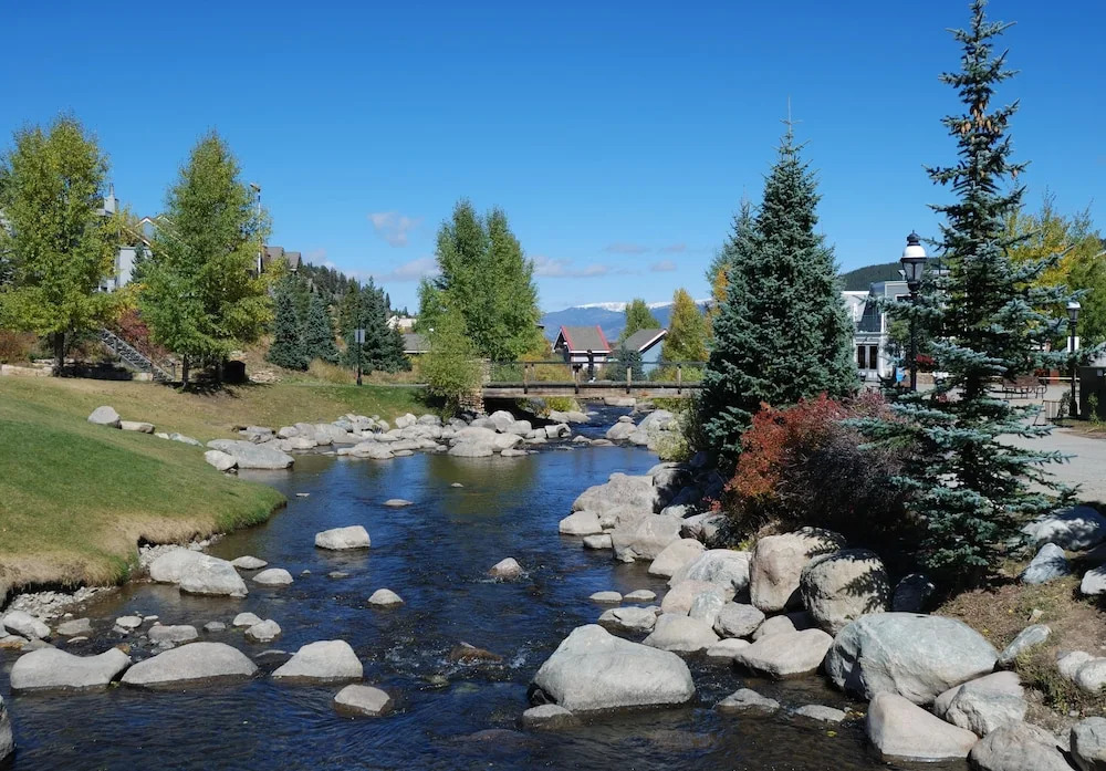 New Listing! Blue River Gem W/ Mountain-view Deck 4 Bedroom Home
