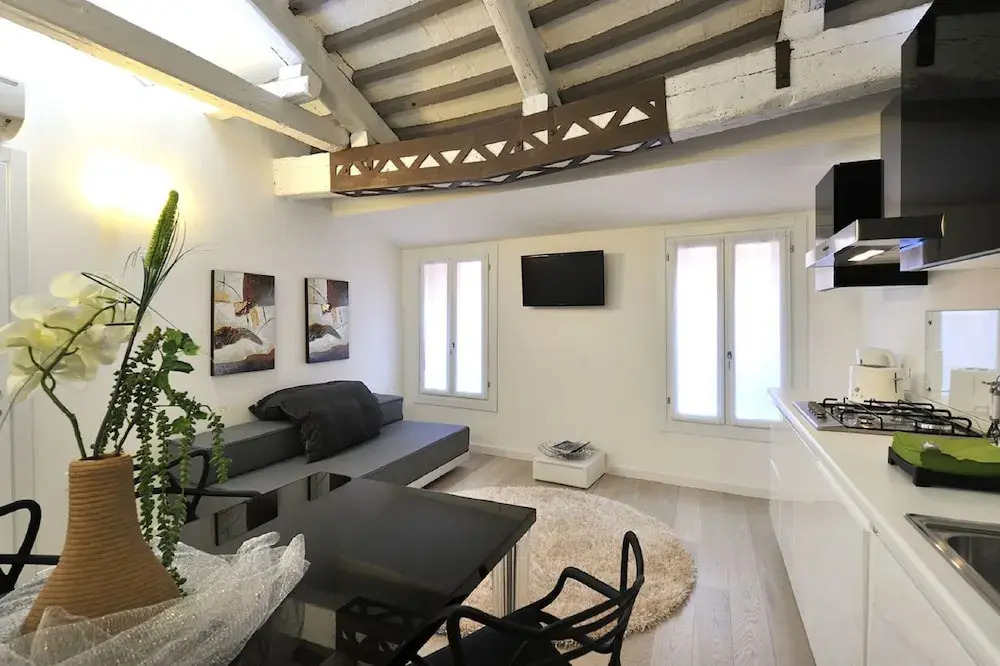 Venice Style Apartment