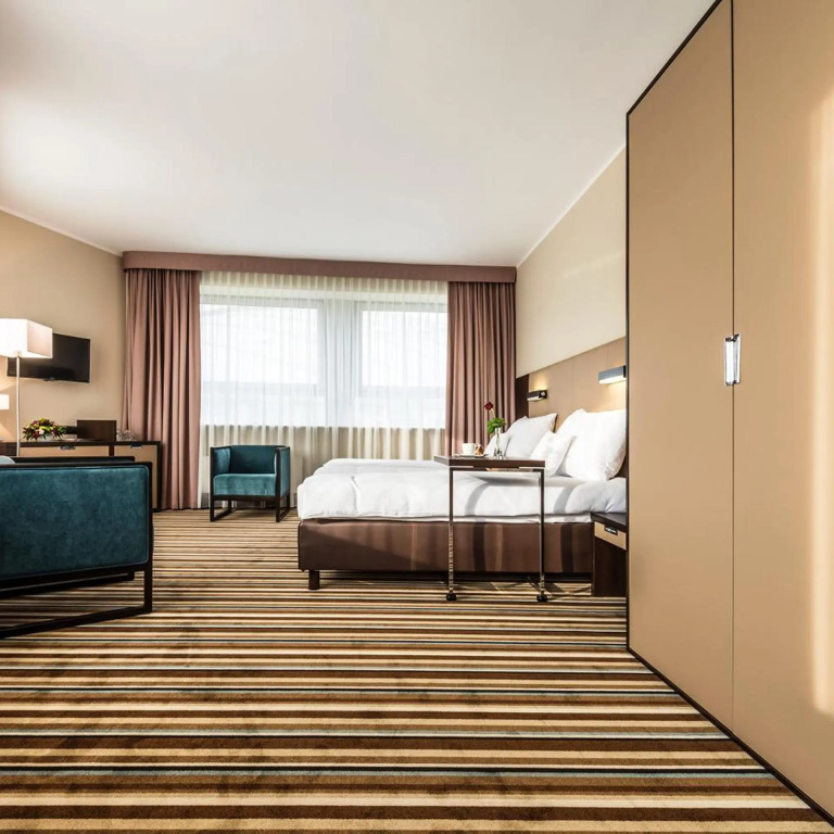 Hotel Victor Pruszków DeSilva
