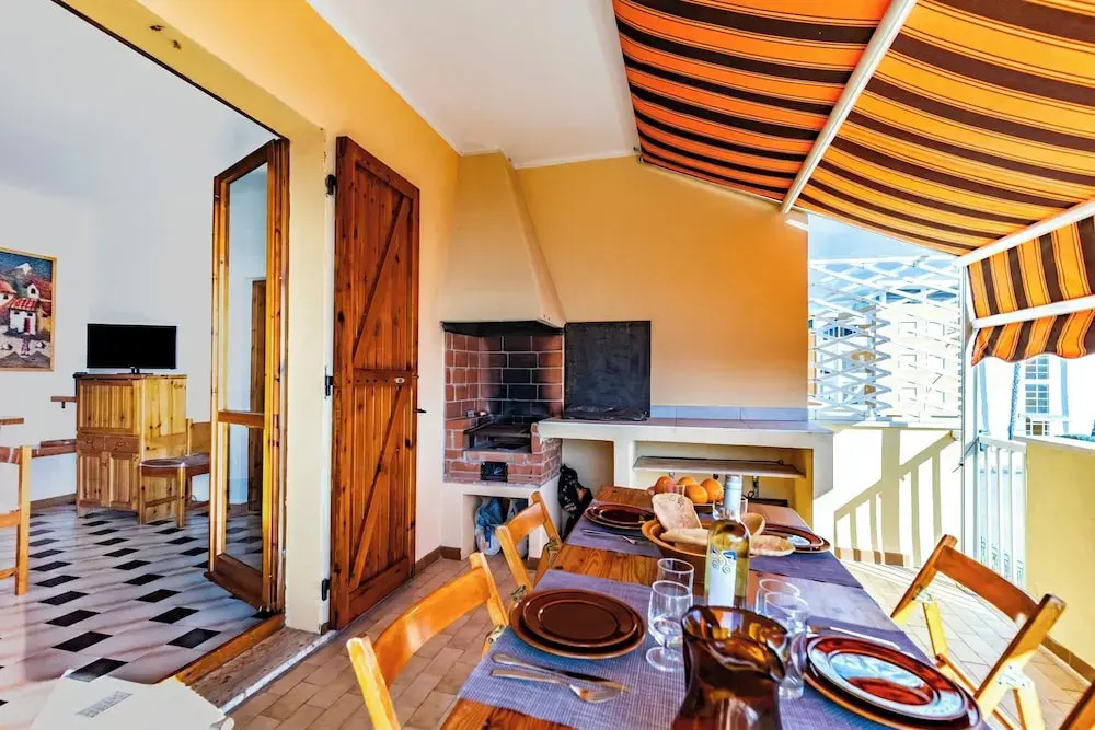 Coral House 2 - Happy Rentals
