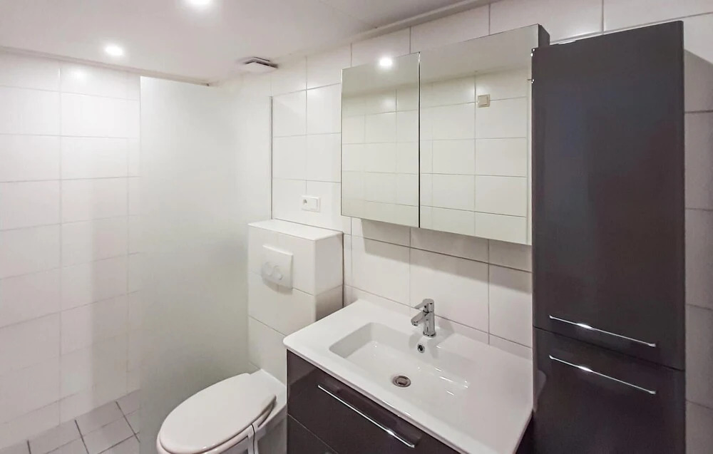 Amazing Home in Bruinisse With 2 Bedrooms and Wifi