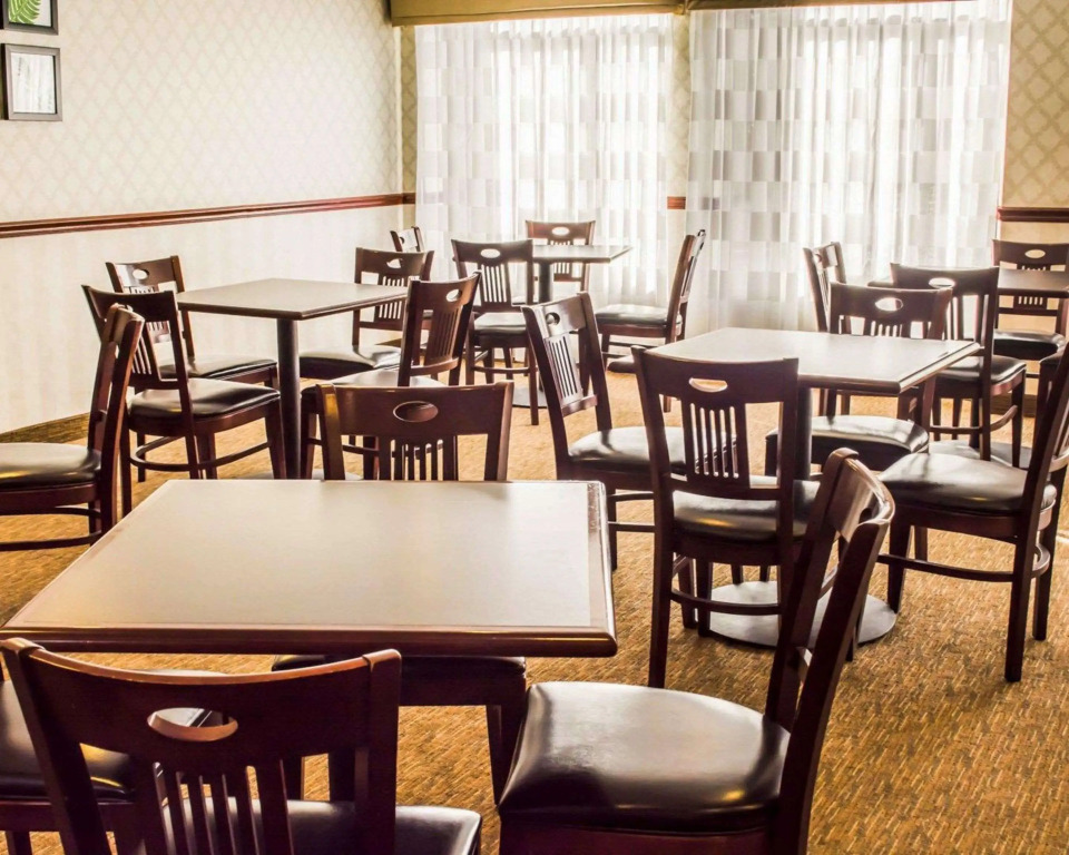 Sleep Inn & Suites Virginia Horse Center