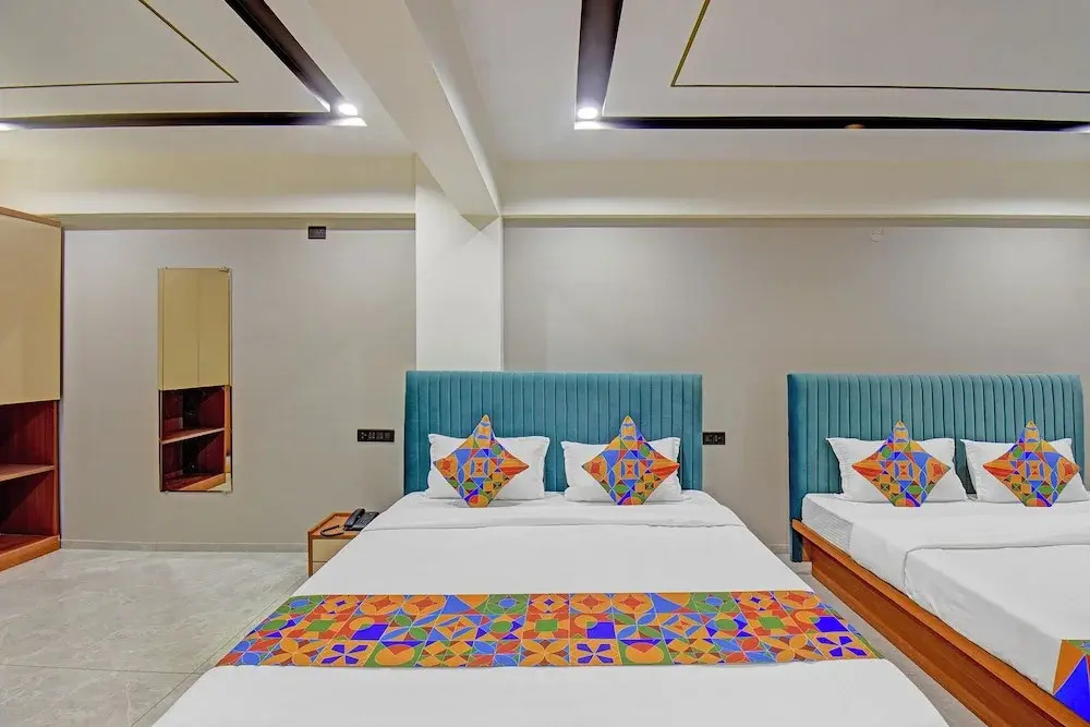 FabHotel New Moshi Grrand