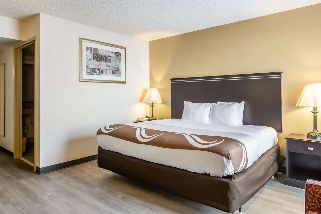 Quality Inn & Suites Indiana South