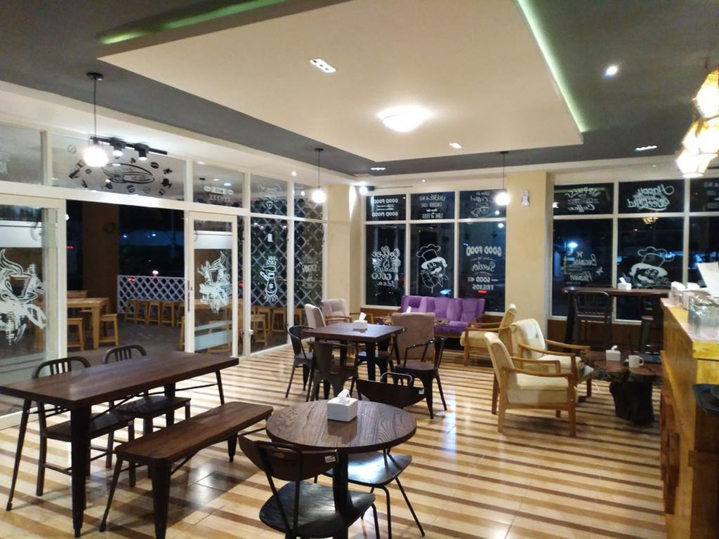 Bluebells Express Syariah Hotel
