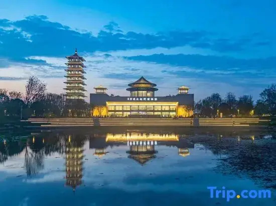 Yangzhou Dongguan Street Skinny West Lake Road Light Residence Hotel