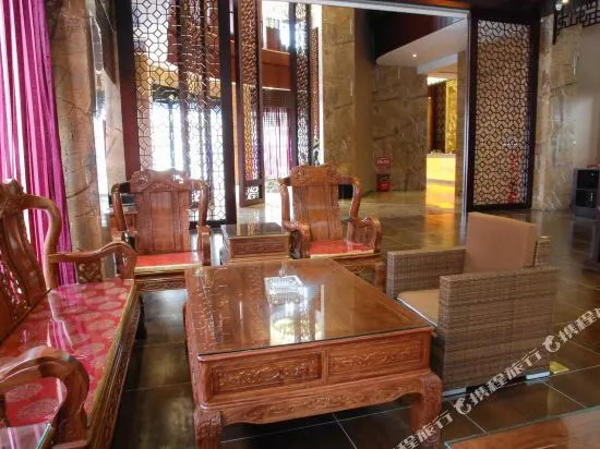 Xinde Julongyuan Holiday Hotel