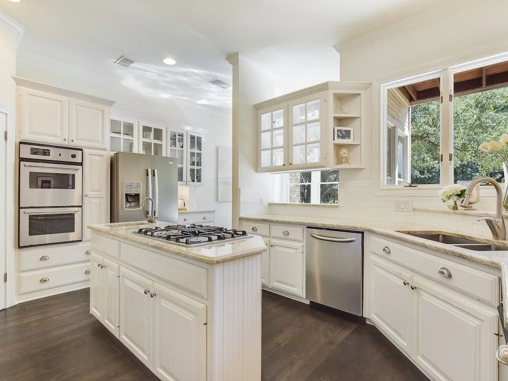 The Austin Country Club Estate - 5 Br Home