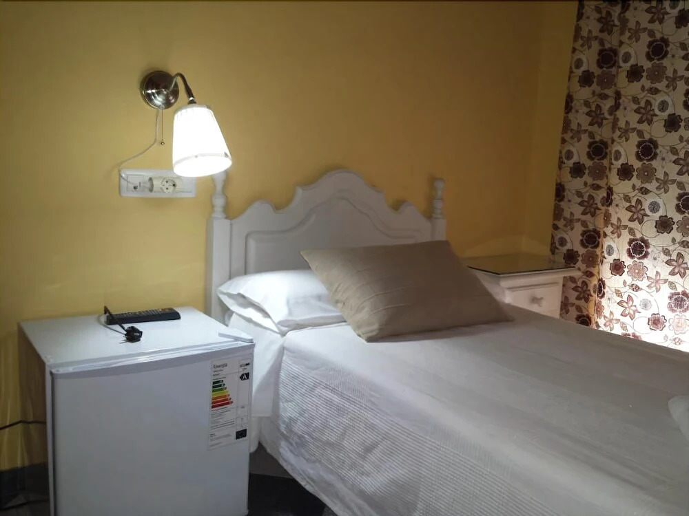 Hostal Restaurante La Giralda