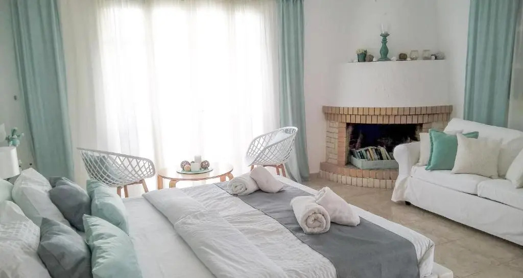 Le Grand Bleu Studios & Apartments