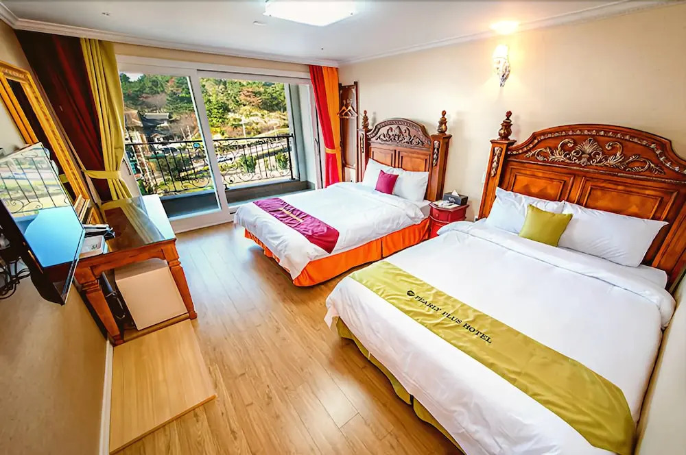 Hotel Pearly Plus