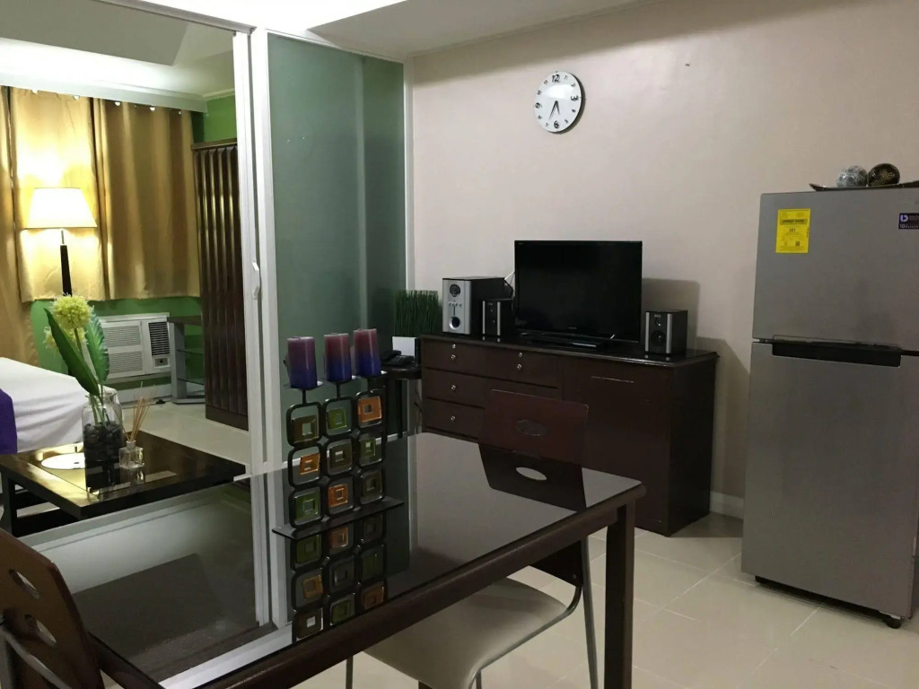 Manila Condo Home at Robinsons Place Residences