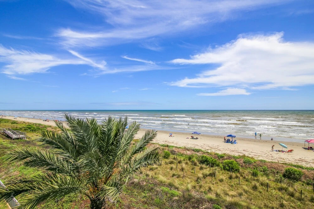 Kathie's Beachfront Kottage 5 Bedroom Home