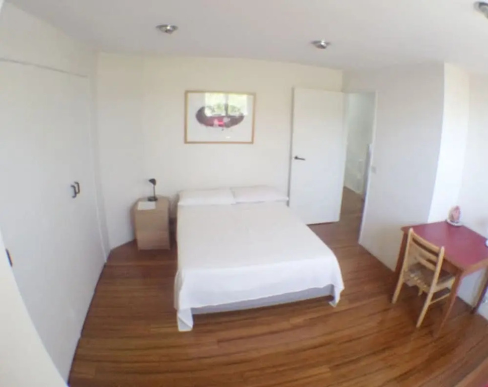 Charles Rooms Guesthouse