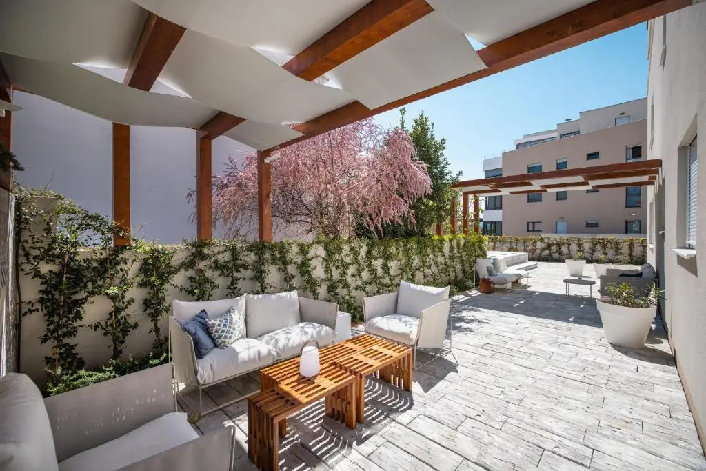 Ika Boutique Luxury Apartments