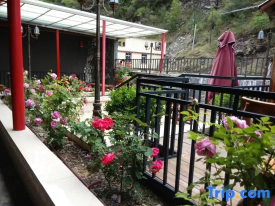 Yajiang Motel Tibet