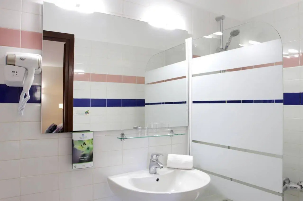 Best Western Hotel & SPA Coeur De Cassis