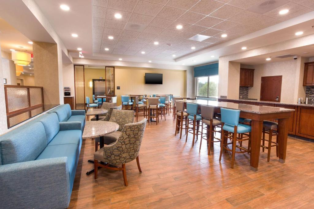 Drury Plaza Hotel St Louis Brentwood