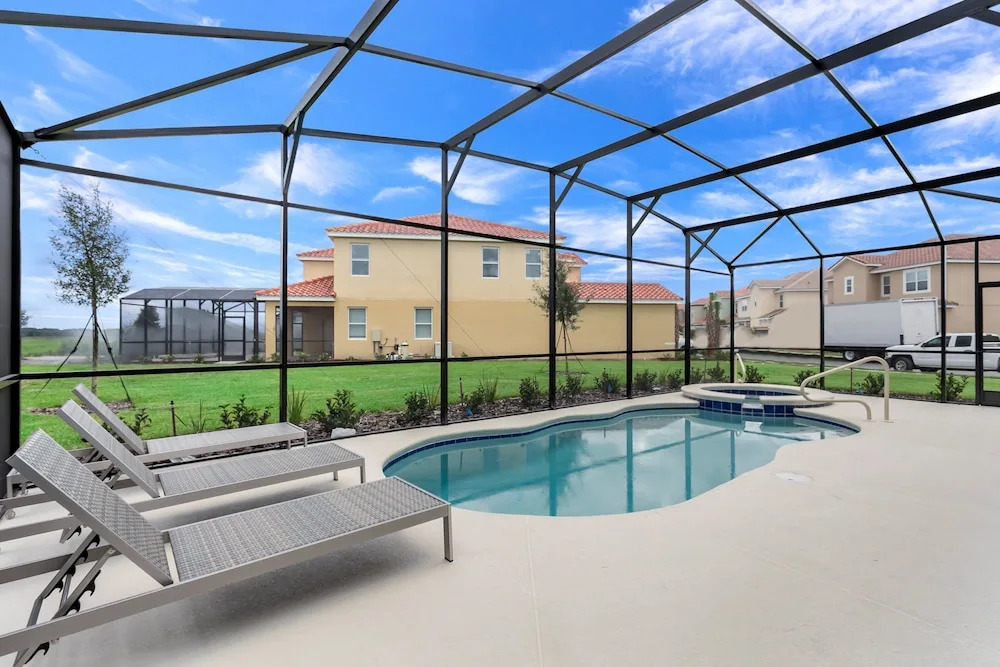 6bed 4Ba Villa Game Room Pool Spa
