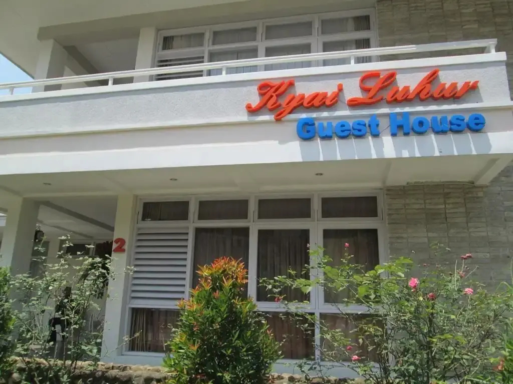 Kyai Luhur Guest House