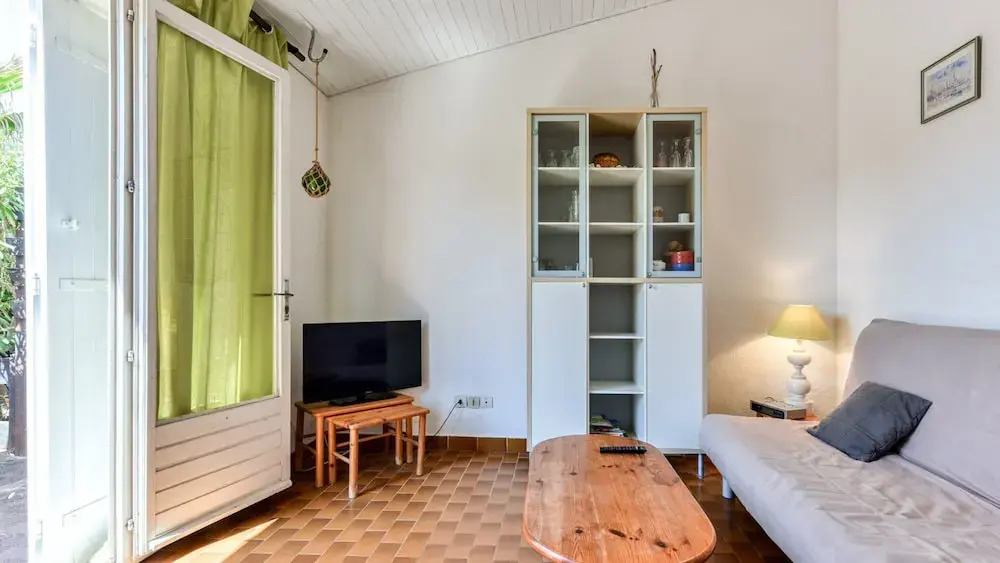 Bright Retreat by the Beach
