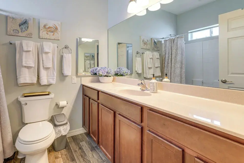 6 Mi to Dtwn Tempe: Dog-friendly Retreat w/ Yard!