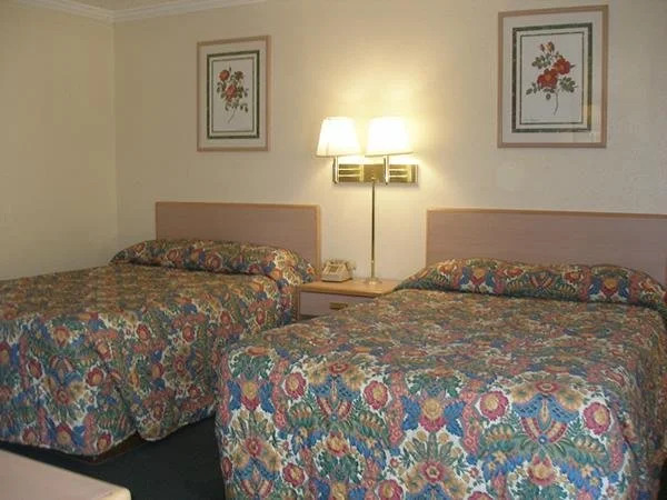 Scottish Inn