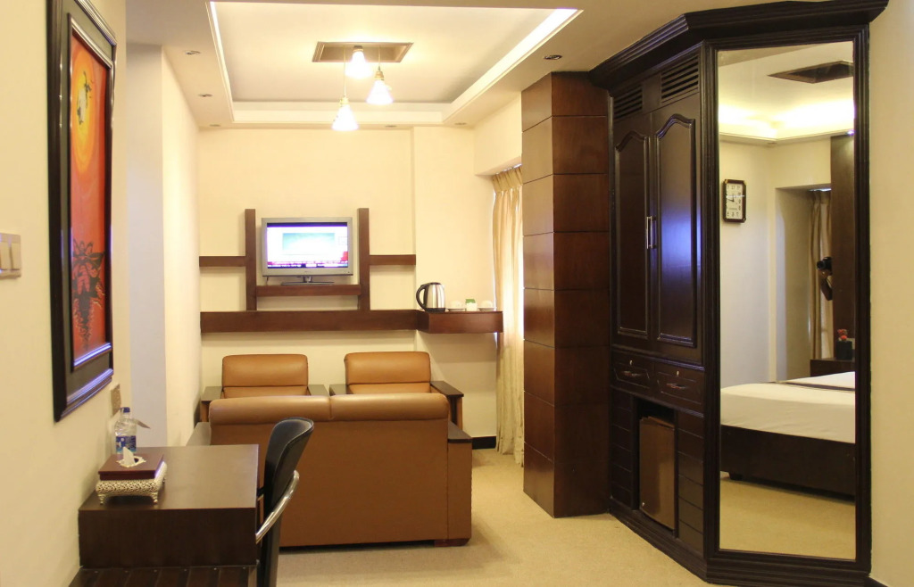 Grand Dhaka Hotel