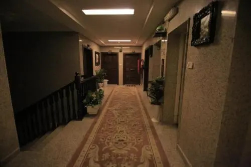 Asalat Al Hamra Furnished Units