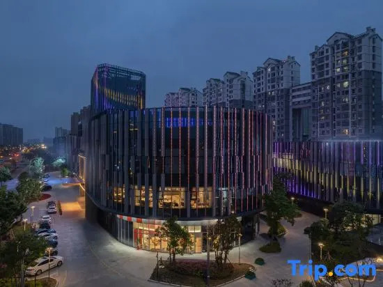 JI Hotel (Haiyan Jingpu Commercial Center)