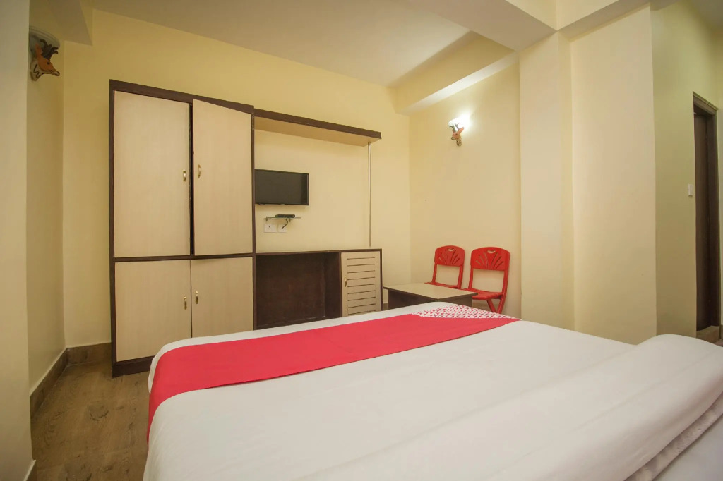 OYO 61775 Hotel Sunrise Residency