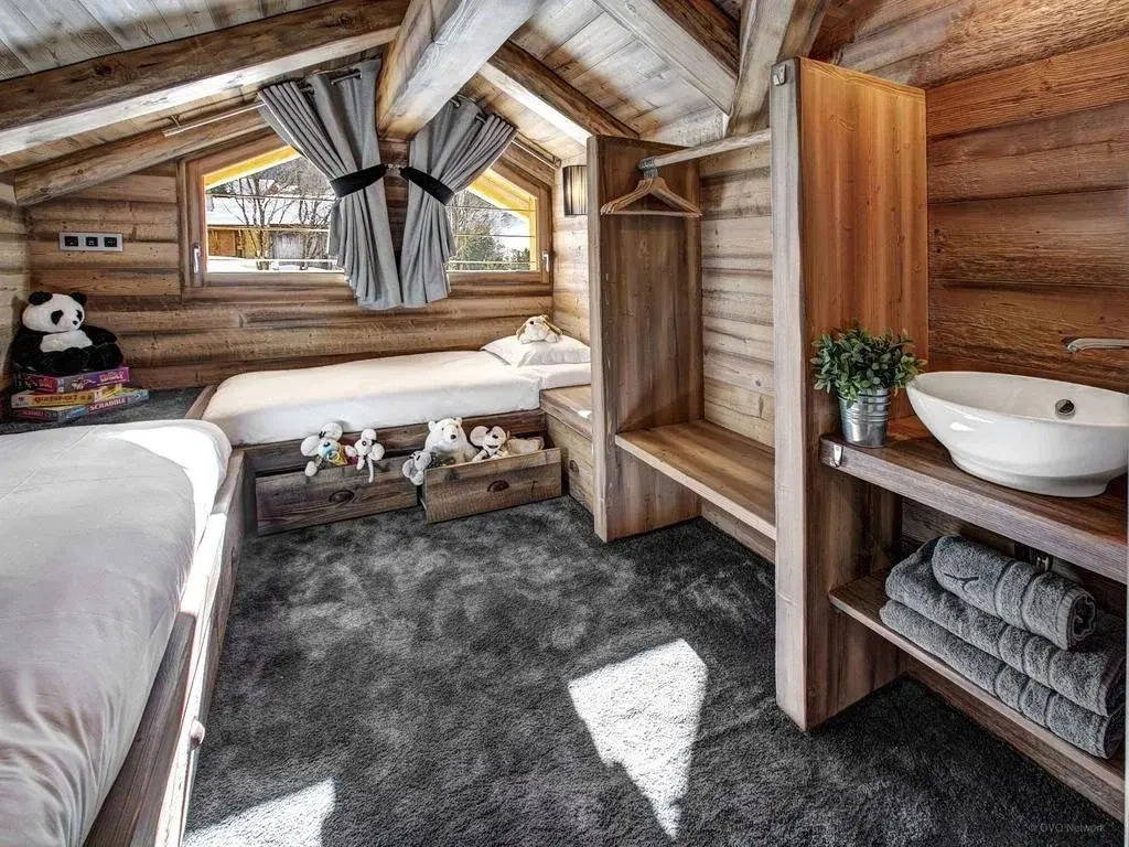 Aravis Lodge