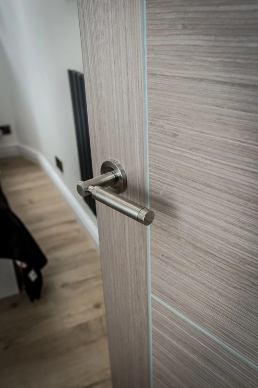 Spacious City Centre 2-Bedroom Apartment by StaySavvy Accommodation