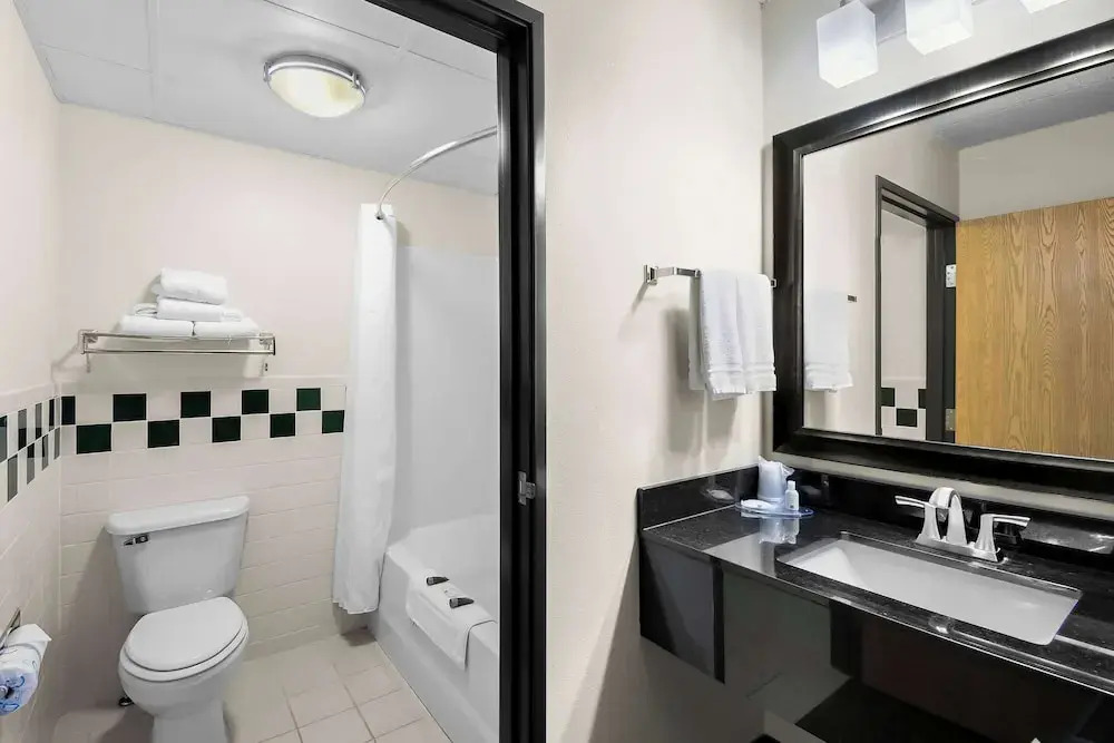 Quality Inn Ladysmith