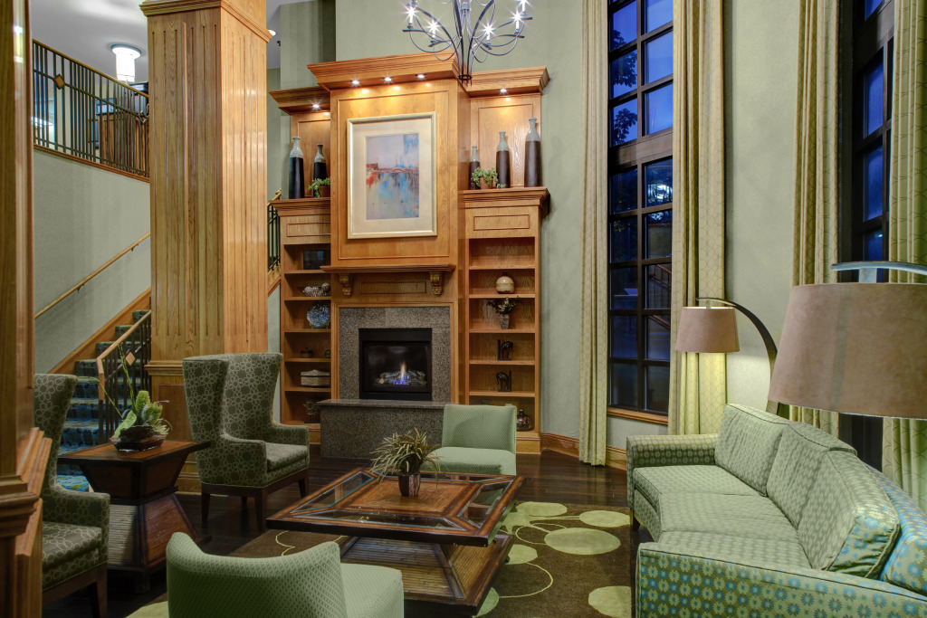 Holiday Inn Express Hotel & Suites Atlanta Buckhead by IHG
