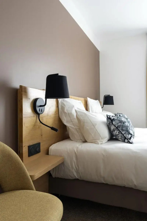 HOTEL LE 25