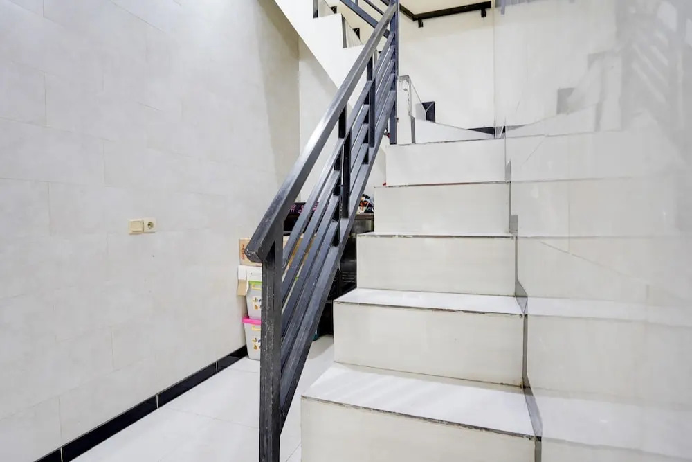 OYO Life 91893 Kost Jeje Syariah