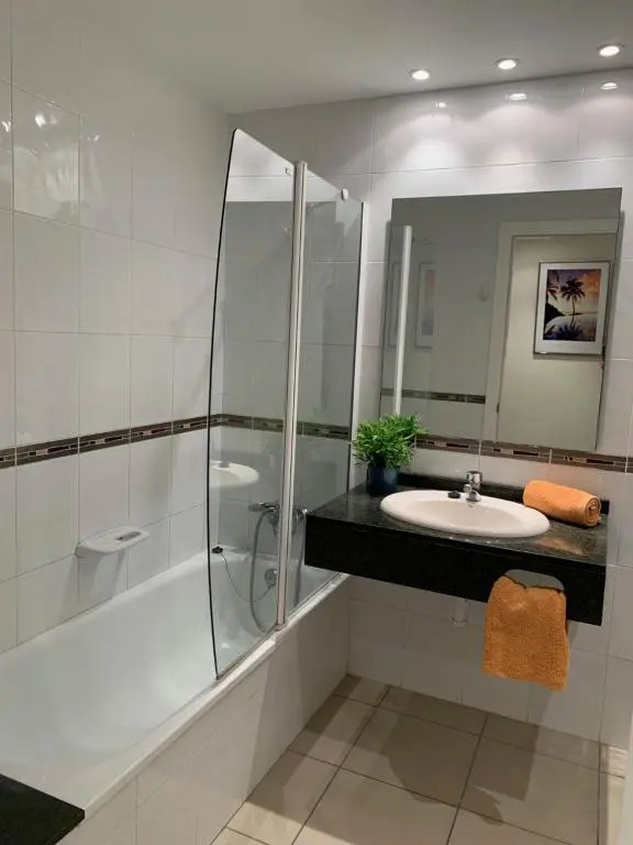 Apartamentos Estartit Park