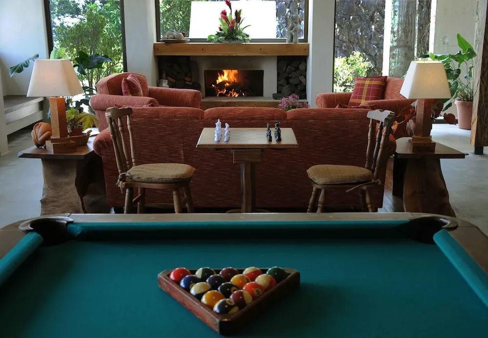 Poas Lodge